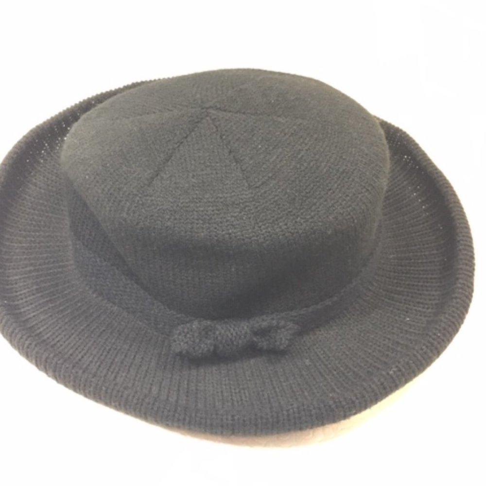 Isotoner Black Knit Sweater Casual Winter Hat Bow on Trim Lined 21" - Picture 7 of 9